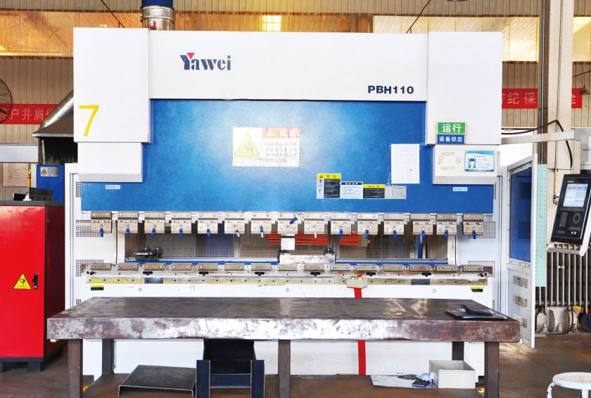 亚威数控折弯机 110吨