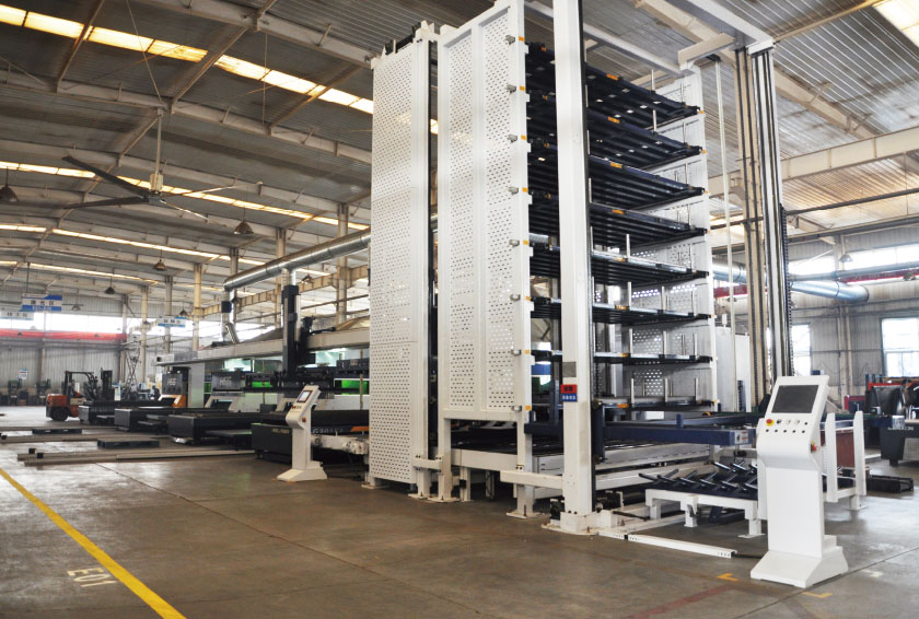 4台并联光纤激光切割机和立体料库和自动上下料生产系统